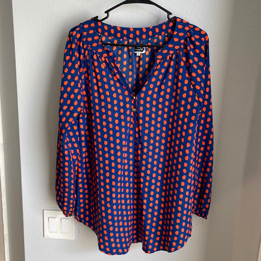 Beautiful orange and blue mud pie blouse